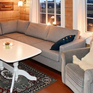 10 Person Holiday Home In Fjørtoft