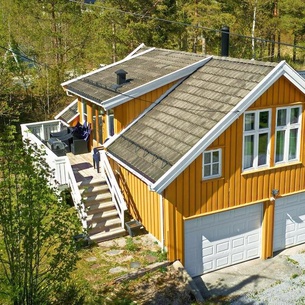 2 Bedroom Accommodation In Lillesand