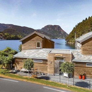 3 bedroom accommodation in Erfjord