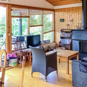 3 Bedroom Cozy Home In Ingarö