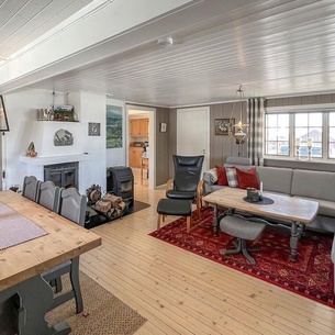 3 Bedroom Lovely Home In Sjusjøen
