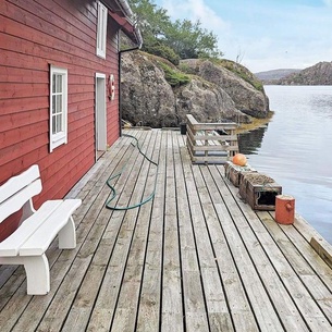6 Person Holiday Home in Hardbakke