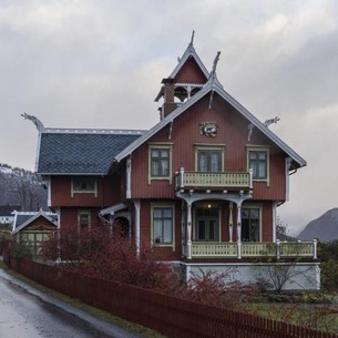 Balestrand Fjordapartments Holmen 19A