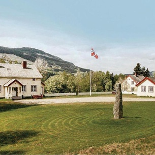 Cozy Home In Ringebu With House A Mountain View