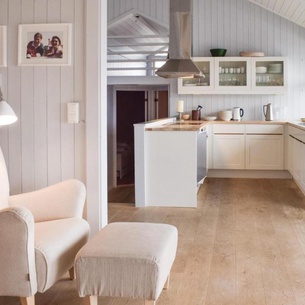 Cozy Home In Tvedestrand With Kitchen