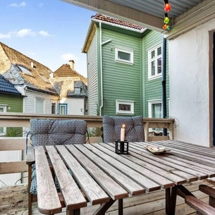 Dinbnb Homes I Family Friendly Home in Historical Sandviken