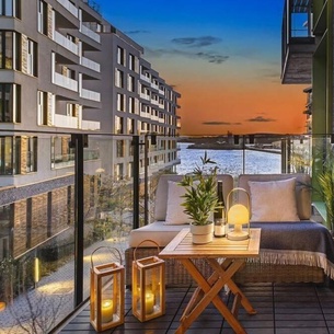 Exclusive apartment, sea view to Oslo fjord, located on water in Oslo center