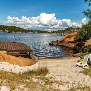 Fantastic sea cabin with private beach