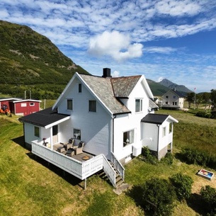 Feriehus ved sjøen, Lofoten