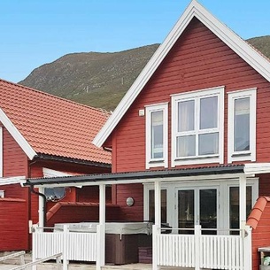 Four-Bedroom Holiday home in Gursken 3