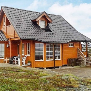 Holiday Home in Austbø