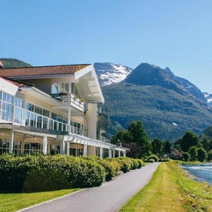 Hotel Loenfjord Loen