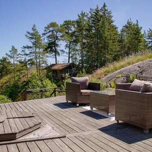 House with its own jetty, high standard - Dalarö