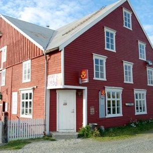 Karlsøy Brygge