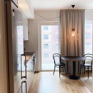 Luxury Business Studio Apartment Street View - Cityliving Umami