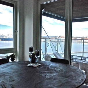 Luxury large apartment with sea view