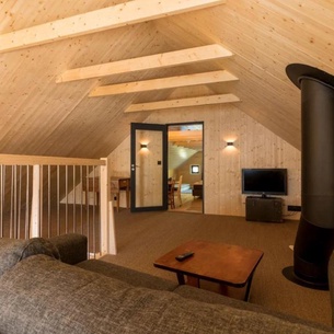 Minkfarmen, Spacious seaside cabin with scenic view