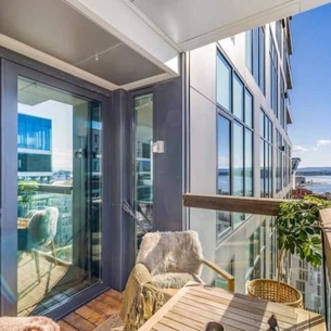 Modern 2bed room sea view apartment @ Oslo Barcode