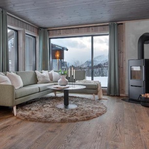 Modern Alpine Retreat - New 3BR with Sauna and Full Amenities, Ground floor - 101