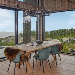 Modern wooden house with panoramic views, in fabulous location.