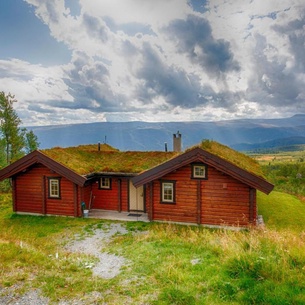 Mountain Getaway with Sauna and View