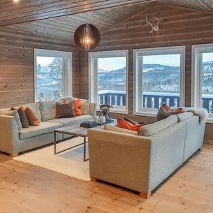 Natural cottage in picturesque countryside in close proximity to the wonderful village of Voss.