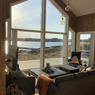 New cabin at the ocean coast, only 40 min drive from Bergen city