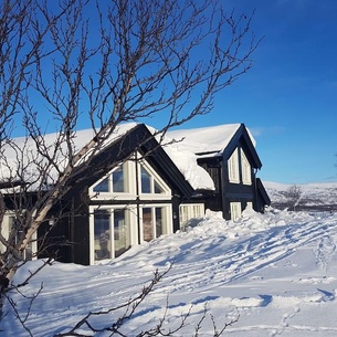 New, high-quality mountain lodge on top of Norway!