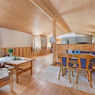 Nice Apartment In Haltdalen With Kitchen