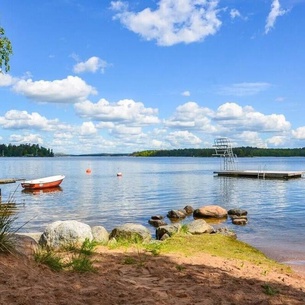 Oceanatelier - a archipelago cottage 10 min drive from stockholm city