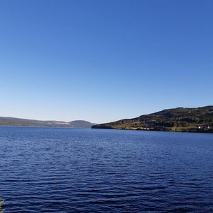 Schönes Nebengebäude mit Blick auf den Randsfjord