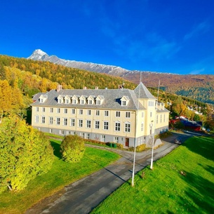 Solhov, Castle Of The Lyngen Alps