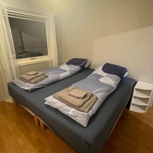 Spacious apartment, 15 min walk to city center