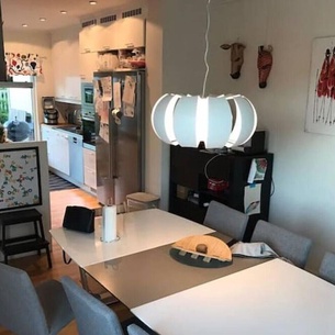 Spacious Home in leafy Stockholm suburb - 10 mins train to Central Stockholm!