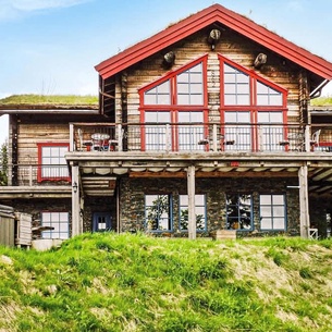 This exclusive cabin in beautiful surroundings on Fageråsen is waiting for you!