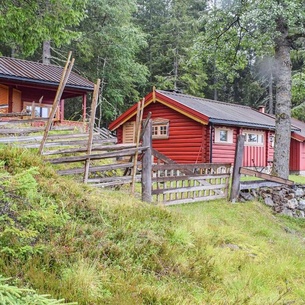 Traditional and cozy cottage in beautiful natural surroundings.