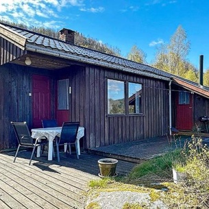 Two-Bedroom Holiday home in Farsund 1