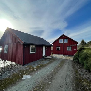 Vågen Fjordbuer - Snekkerbua