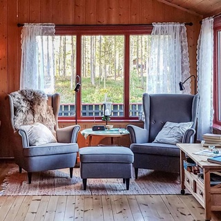 2 Bedroom Cozy Home In Vegårshei