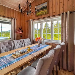 3 Bedroom Amazing Home In Lillehammer