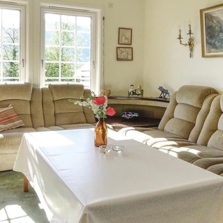 Beautiful Home In Hovsherad With Kitchen