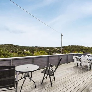 Cottage in great location directly on the sea.
