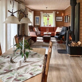Cozy Home In Sandnes With Kitchen