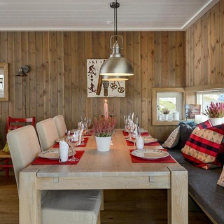 Gorgeous Home In Sjusjøen With Kitchen
