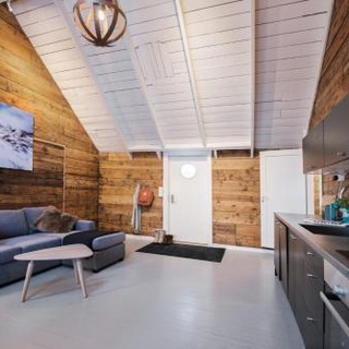 Hattvika Lodge