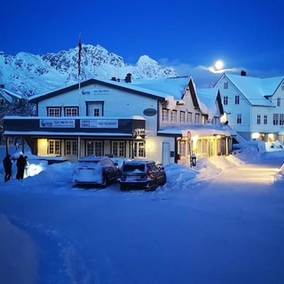 Henningsvær Guesthouse
