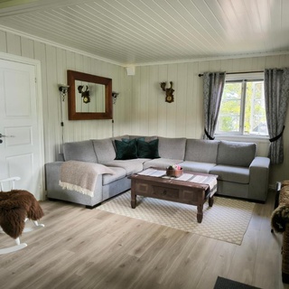 Hytte ved Vråvatnet i Vrådal