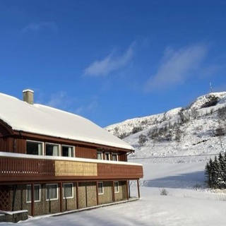 Kyrkjeneset