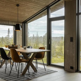 Moderne hytte på Norefjell