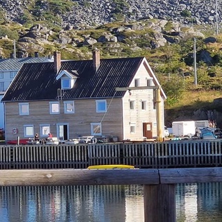 Nøtnes Midnattsol Guesthouse